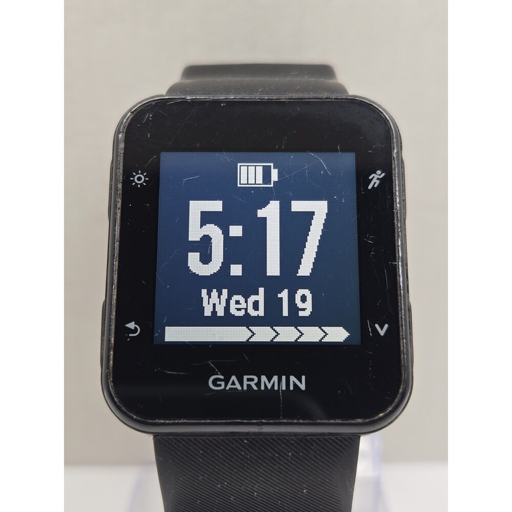 Garmin Forerunner 35 GPS Running Watch HRM Black Bluetooth With Charger - Picture 4 of 13